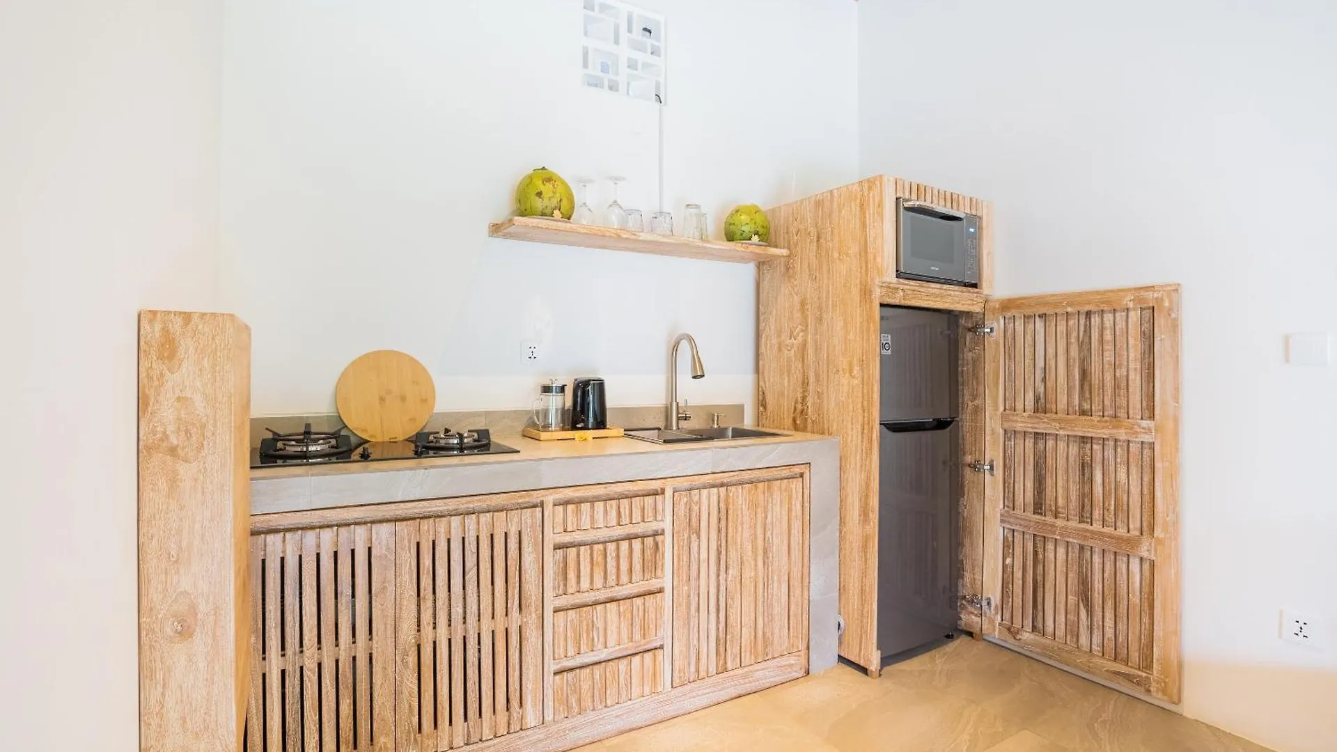 울루와뚜 Loft Baan Sea Nok 아파트