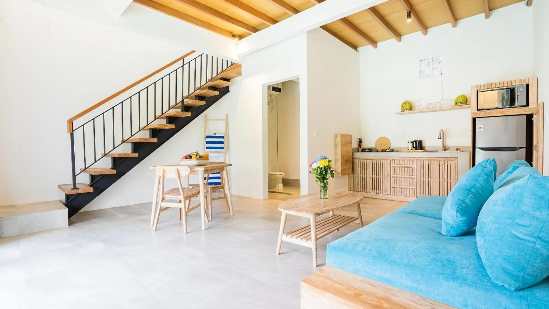 울루와뚜 Loft Baan Sea Nok 아파트