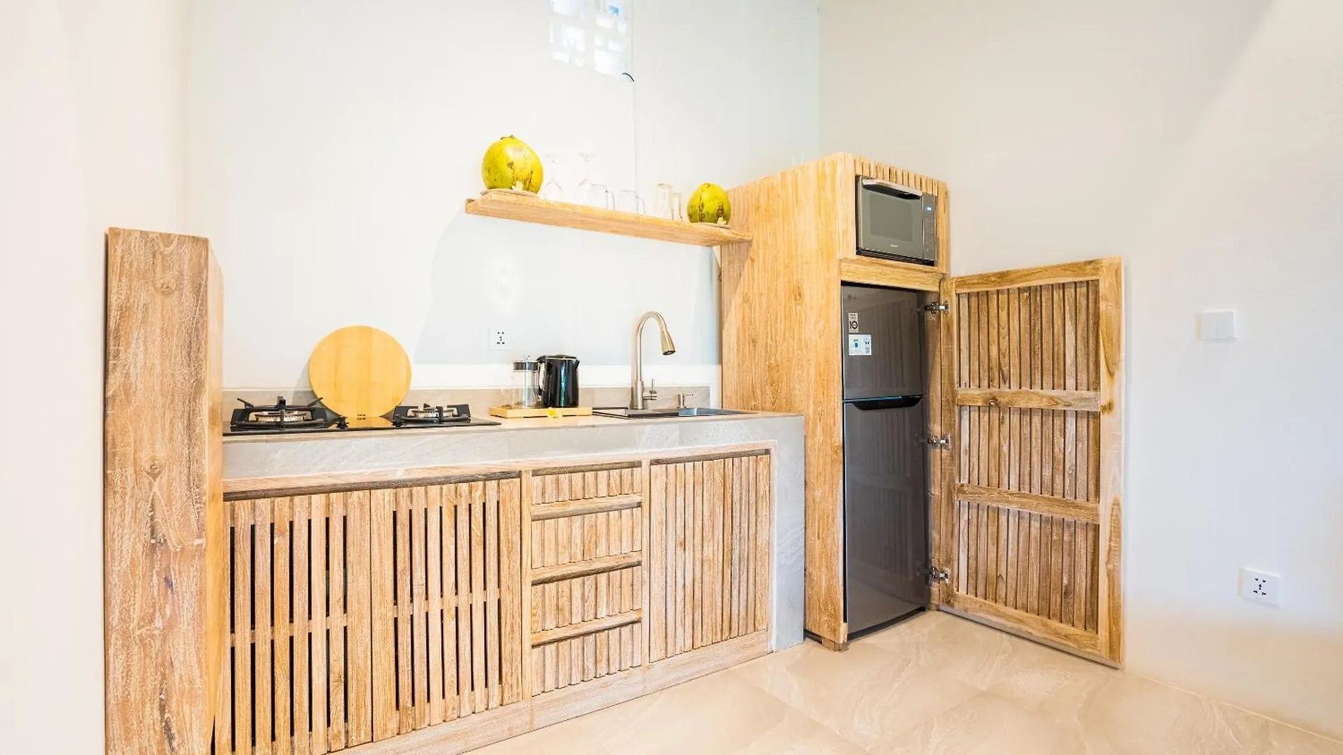 울루와뚜 Loft Baan Sea Nok 아파트 인도네시아