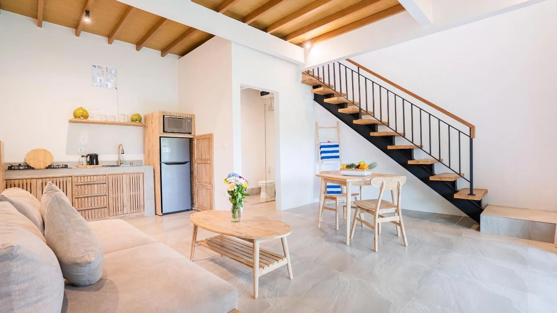 울루와뚜 Loft Baan Sea Nok 아파트 인도네시아